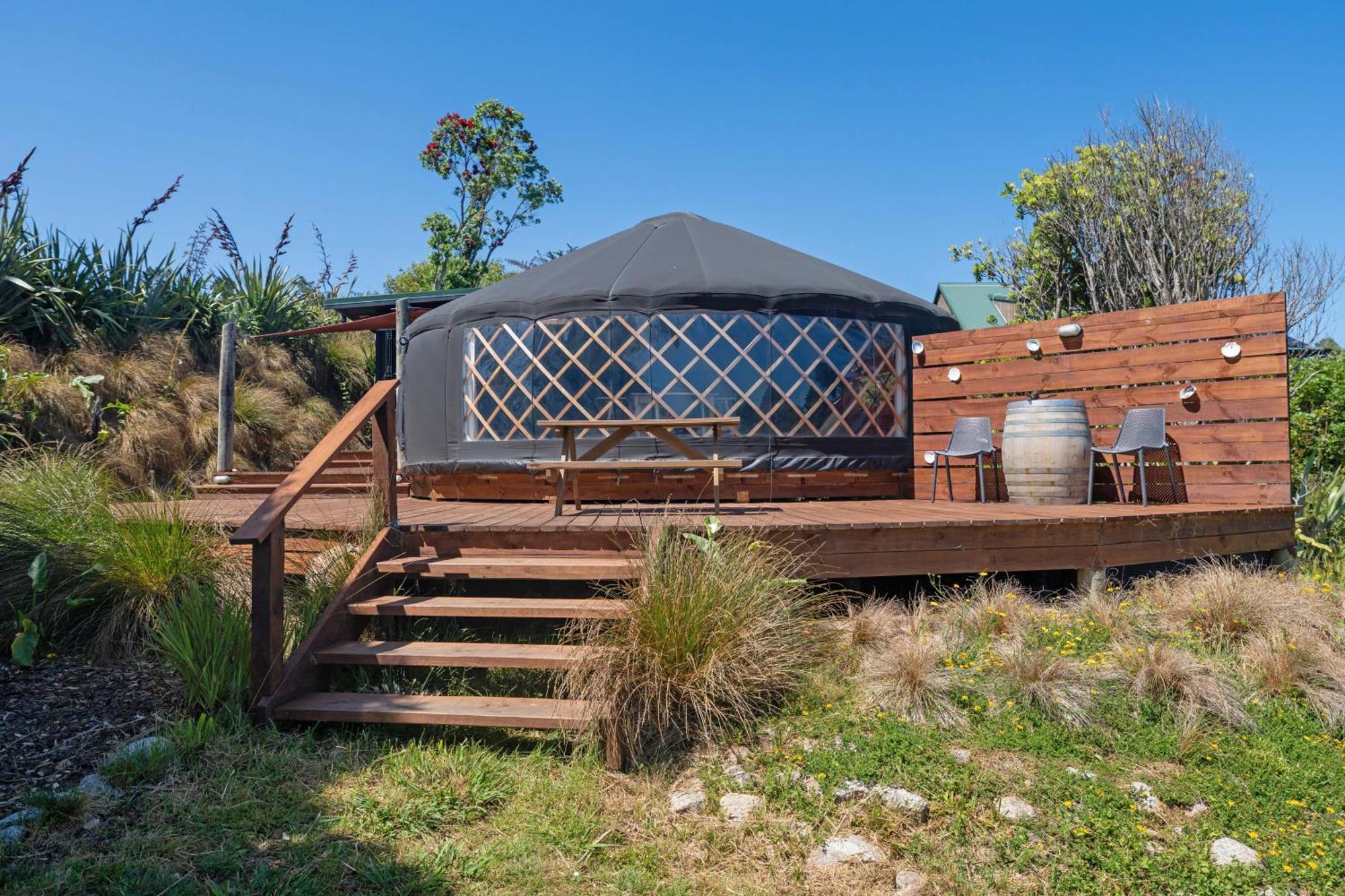 The Hole In The Rock Yurt Hotel Cape Foulwind Ngoại thất bức ảnh
